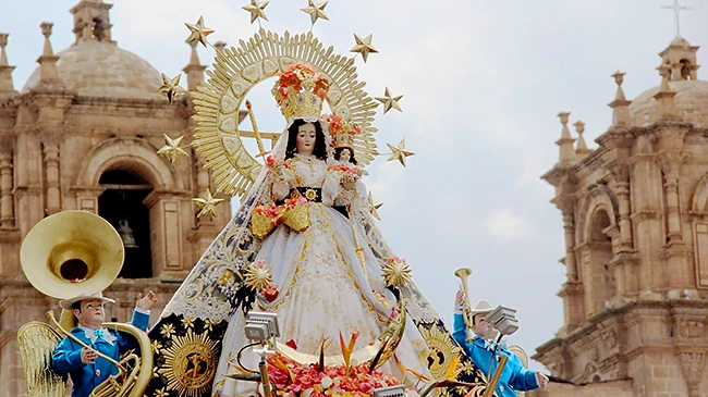La Fiesta de la Virgen de la Candelaria: Una celebración de la fe, la cultura y la identidad
